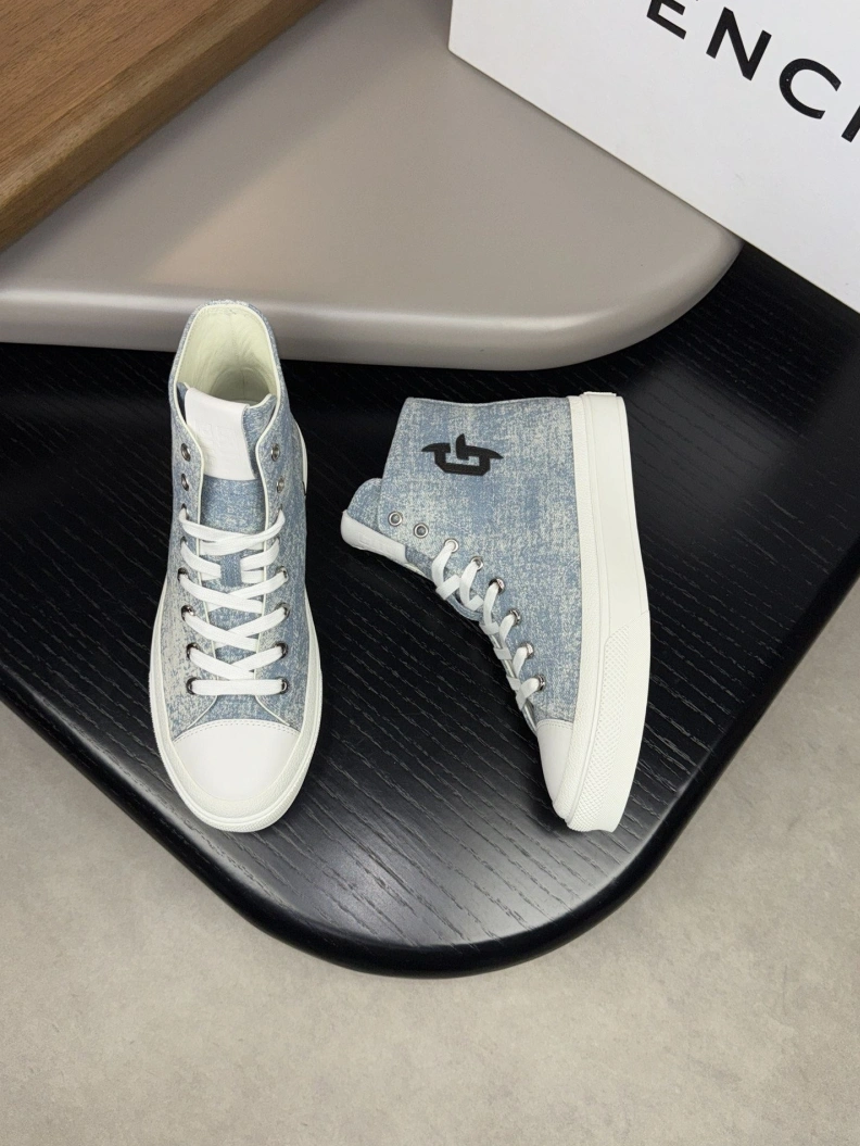 Gxvxnchy Sneakers Fashionable 152414