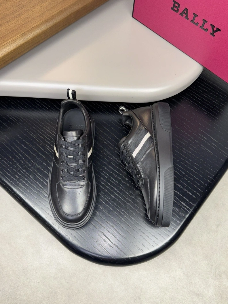 EyeCatching Othxr Sneakers 210728