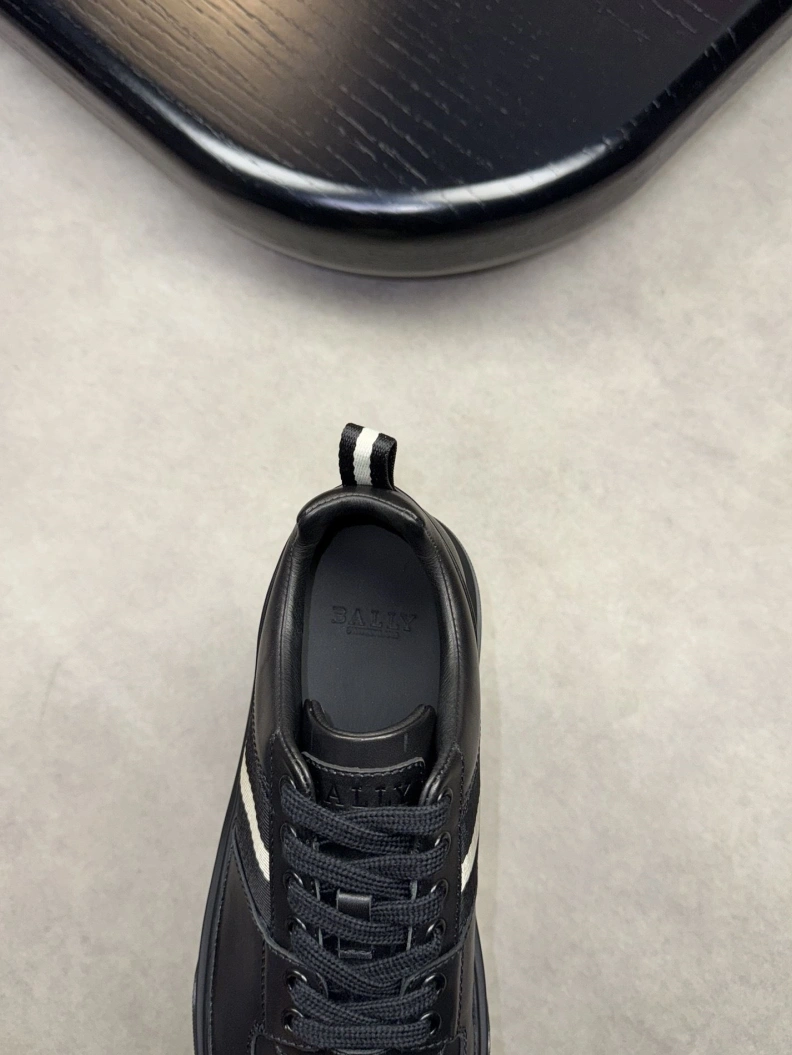EyeCatching Othxr Sneakers 210728