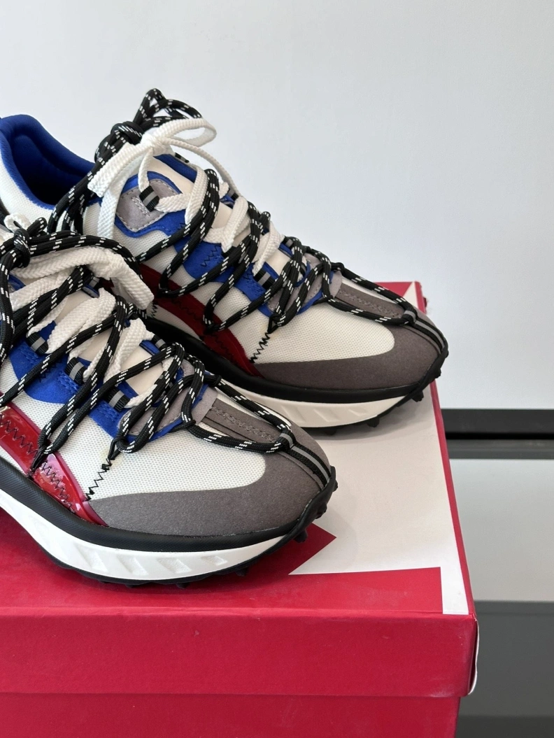 Othxr Sneakers WellDesigned 210718