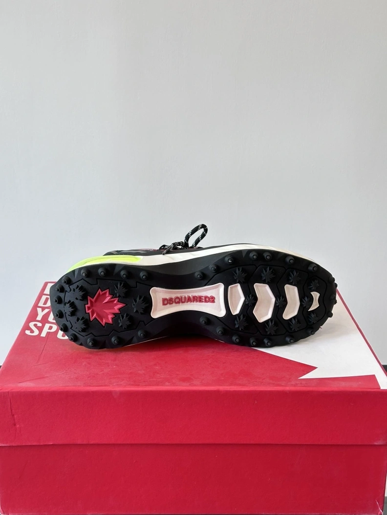Othxr Sneakers WellDesigned 210718