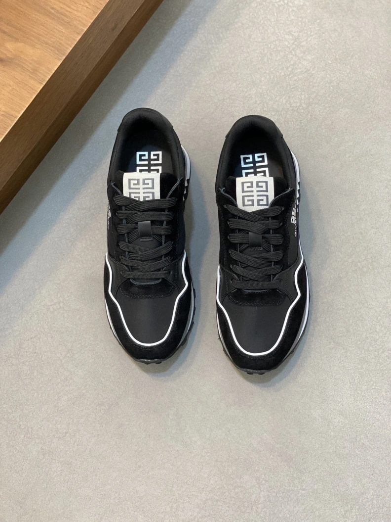 TopPick Gxvxnchy Sneakers 152410