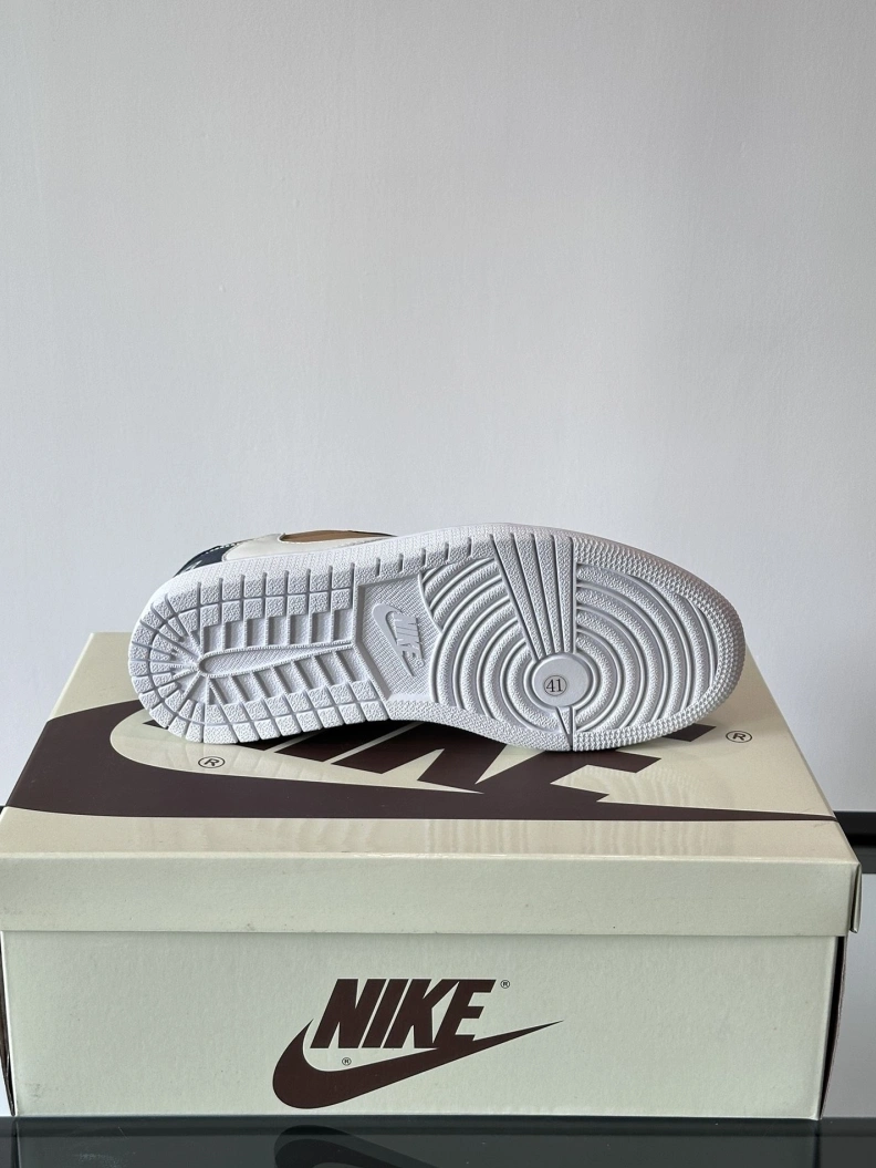 Classic Nxkx Sneakers 198650
