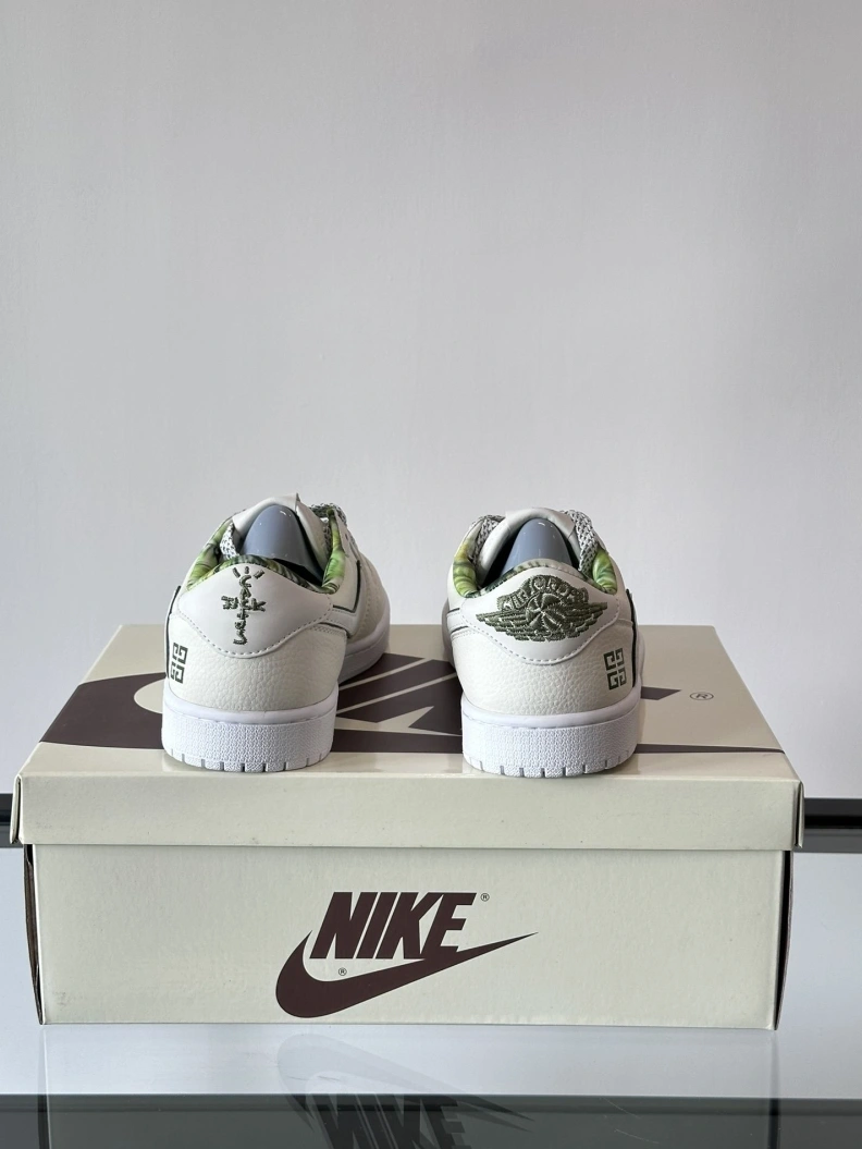 Sleek Nxkx Sneakers 198638