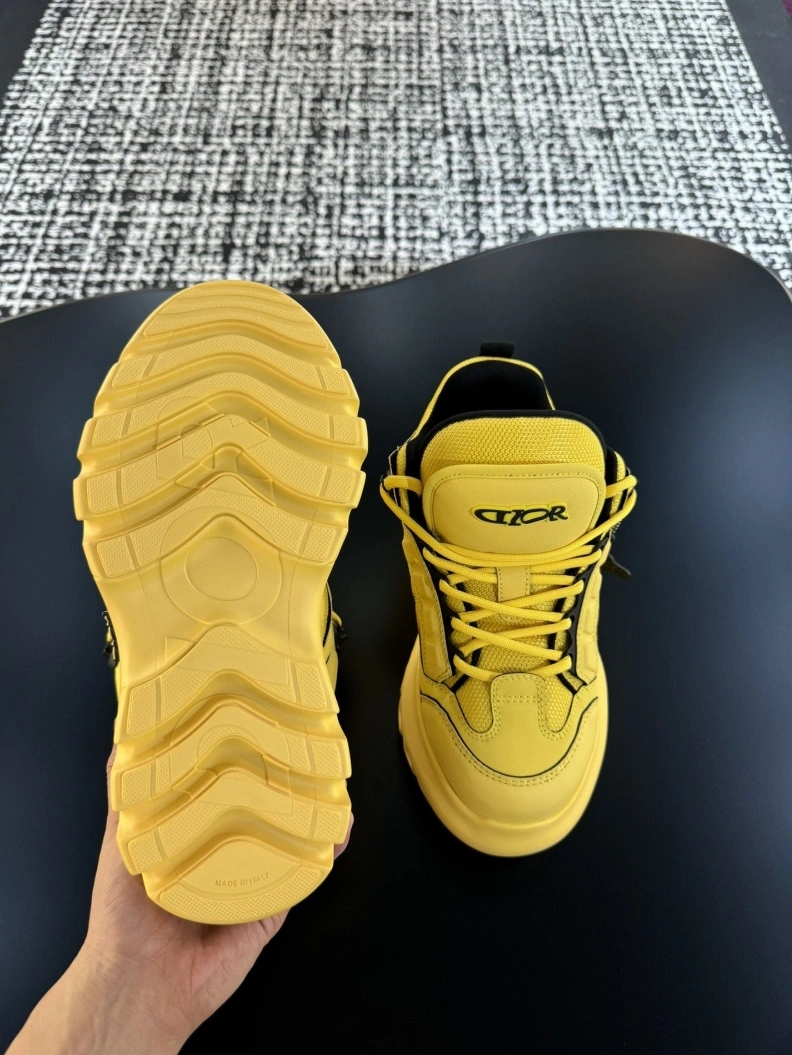 WellDesigned Othxr Sneakers 210708