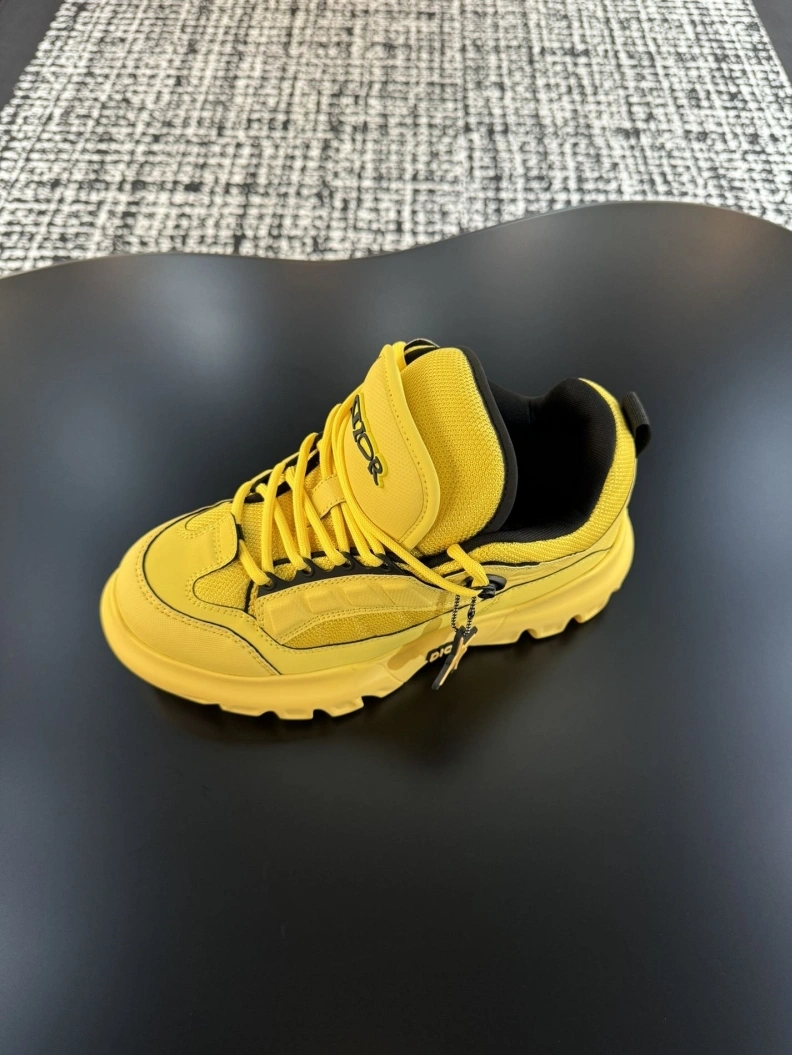 WellDesigned Othxr Sneakers 210708