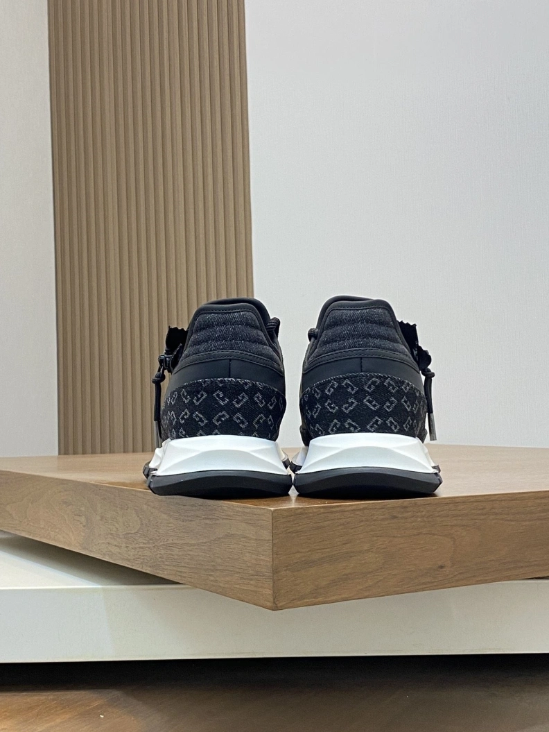 Functional Gxvxnchy Sneakers 152398