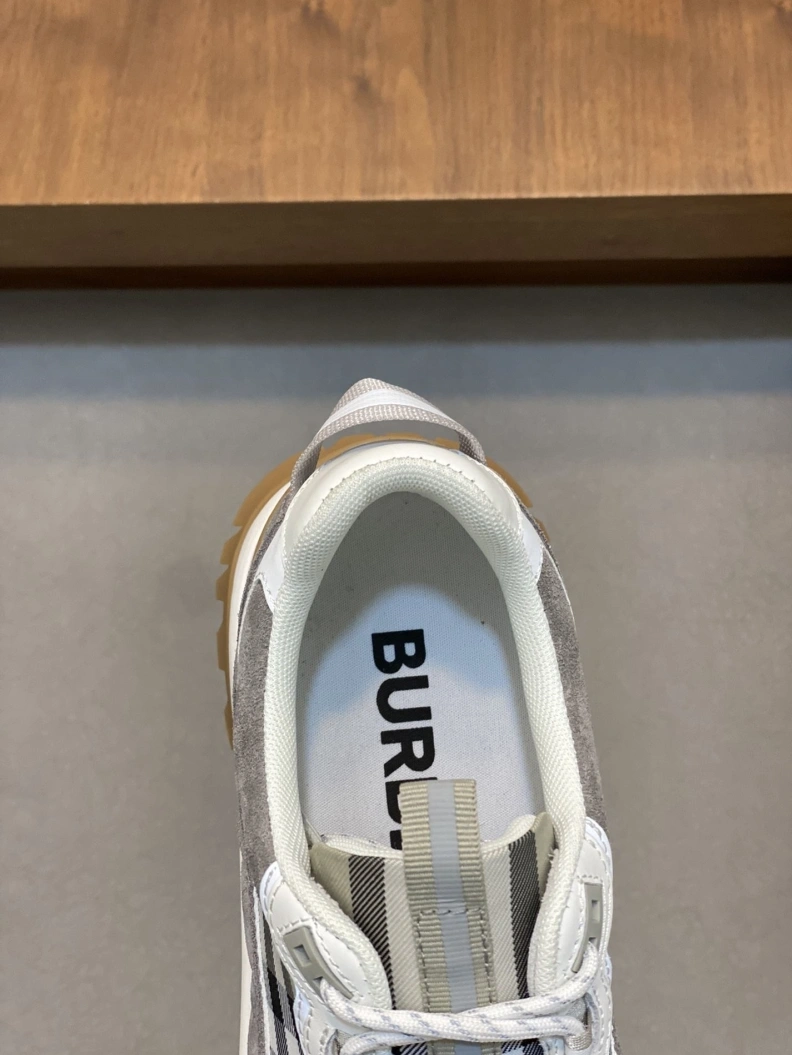 Efficient Bxrbxrry Sneakers 114533