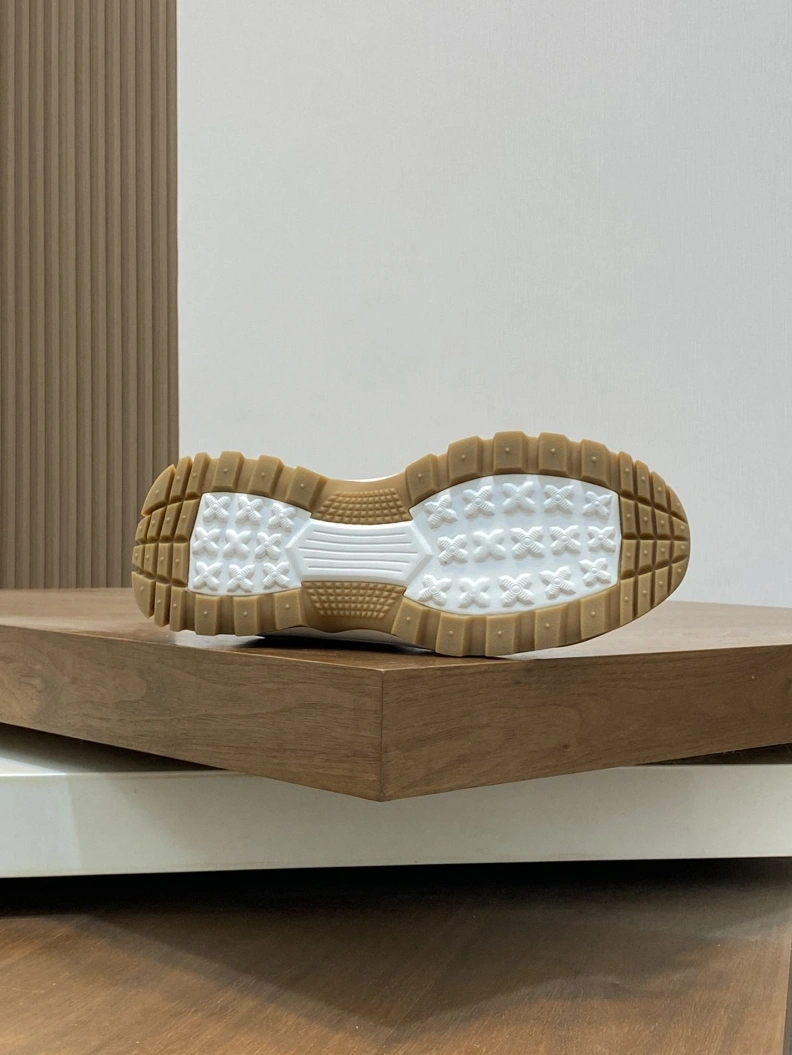 Efficient Bxrbxrry Sneakers 114533