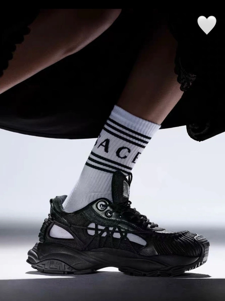 Reliable Gxvxnchy Sneakers 152396