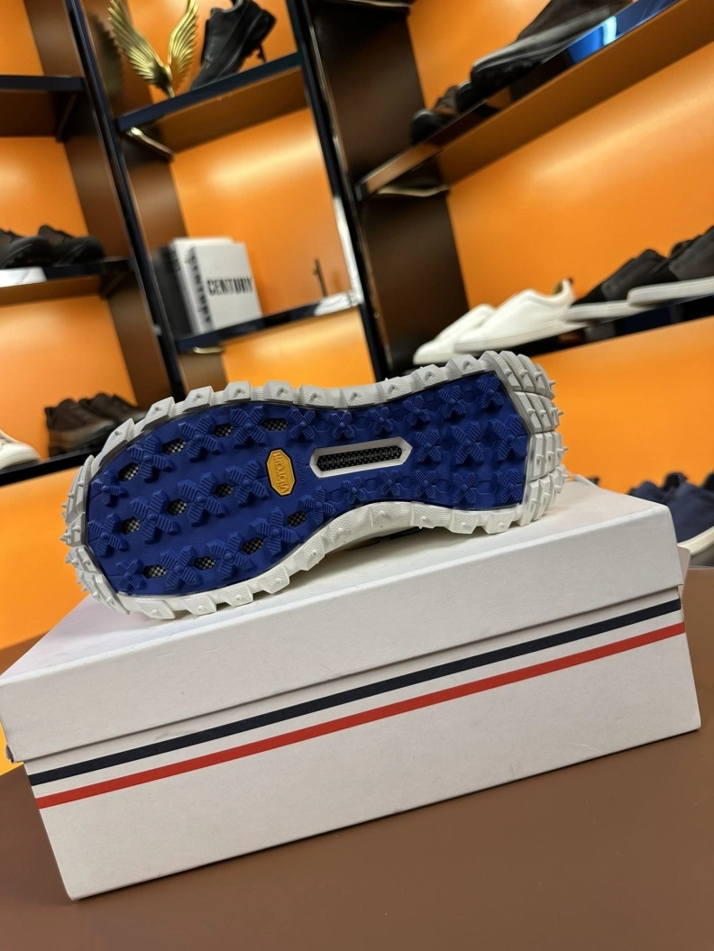 HighQuality Nxkx Sneakers 198637