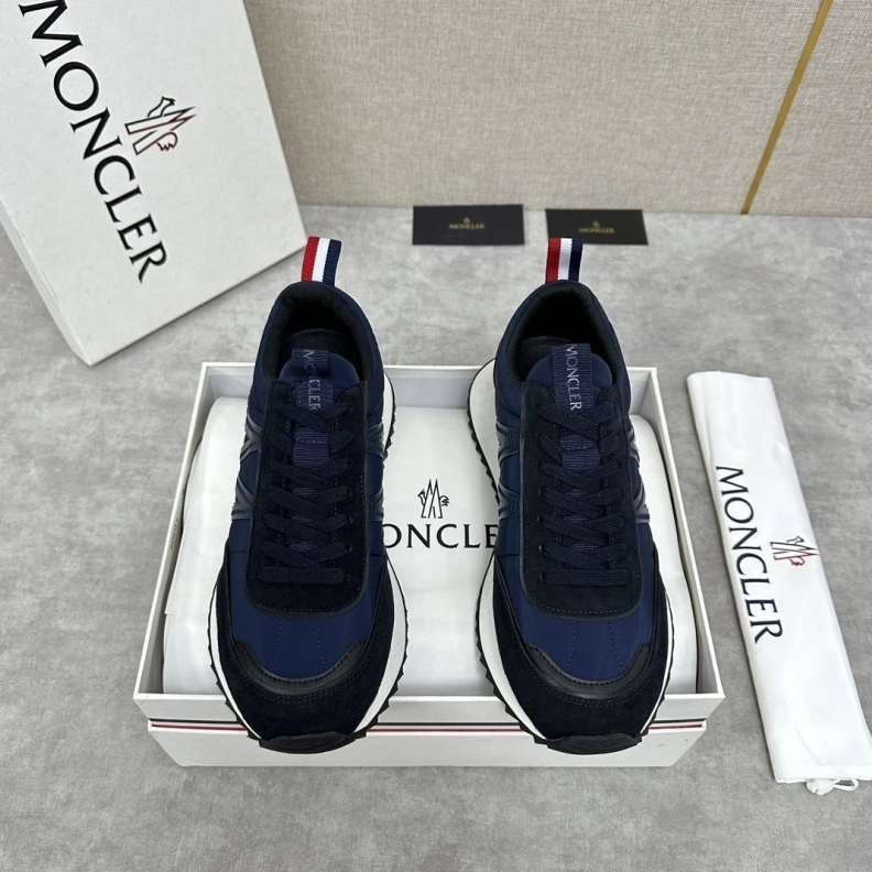 Reliable Mxnxlo Blxhnxk Sneakers 192942