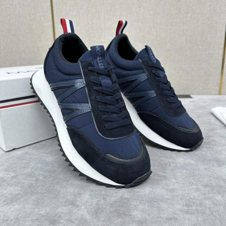 Reliable Mxnxlo Blxhnxk Sneakers 192942