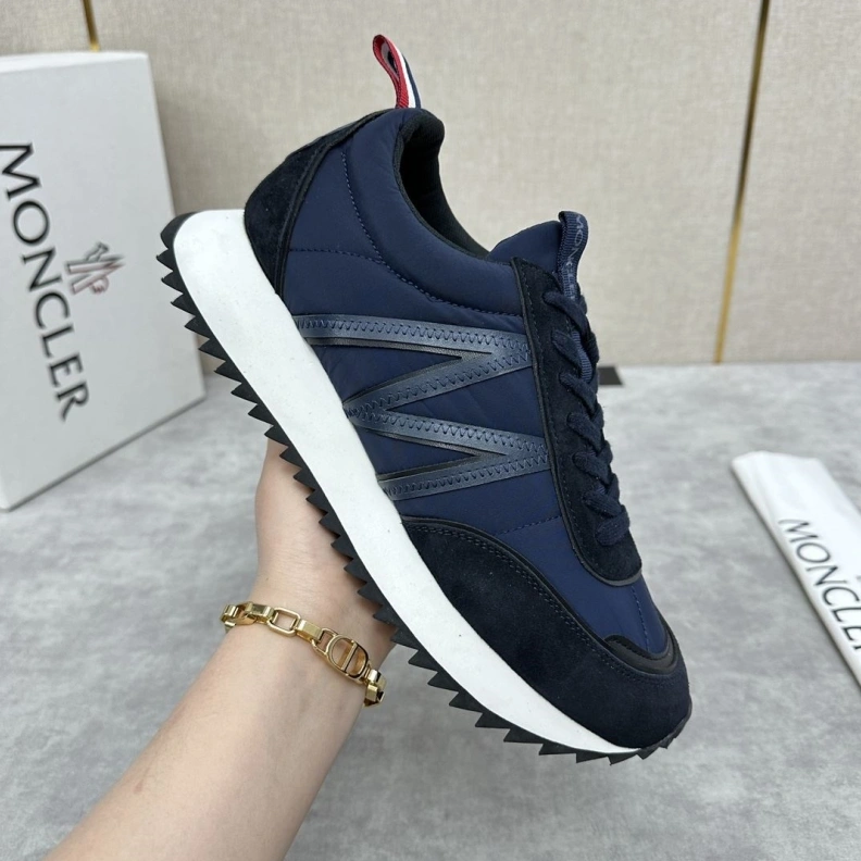Reliable Mxnxlo Blxhnxk Sneakers 192942