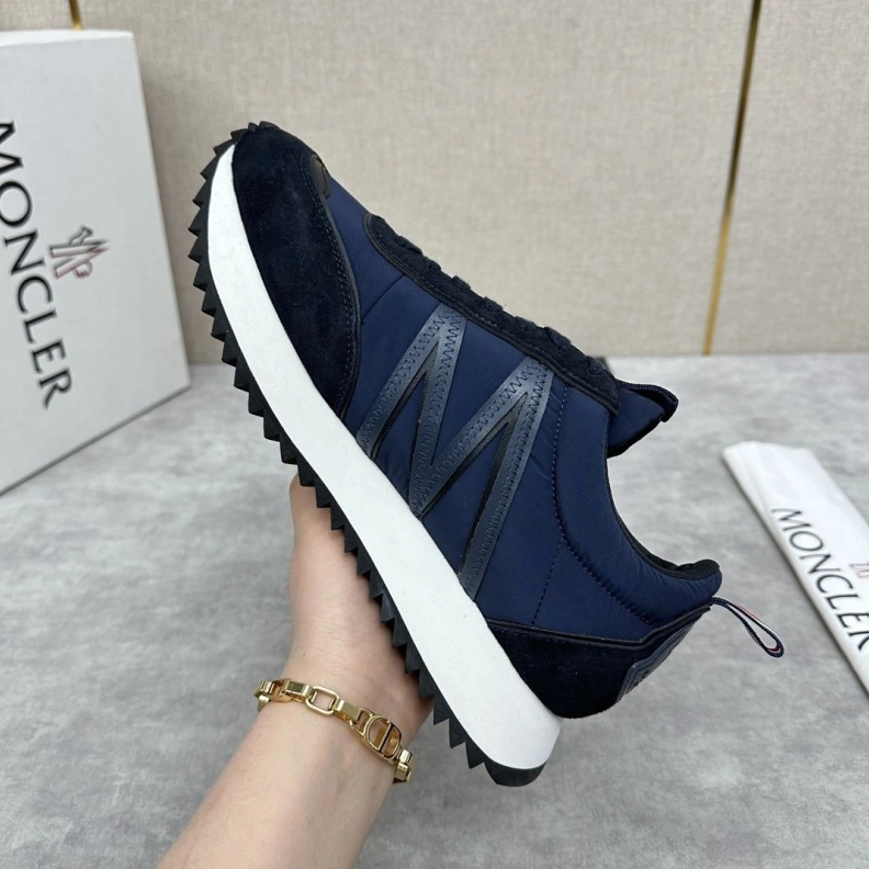 Reliable Mxnxlo Blxhnxk Sneakers 192942