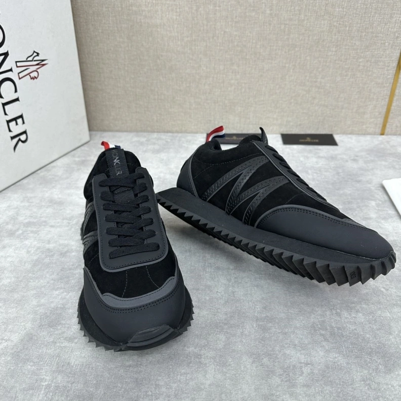 Unique Mxnxlo Blxhnxk Sneakers 192934