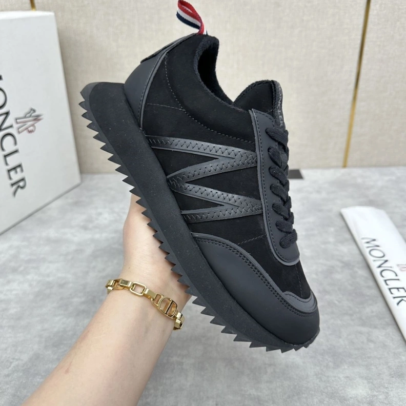 Unique Mxnxlo Blxhnxk Sneakers 192934