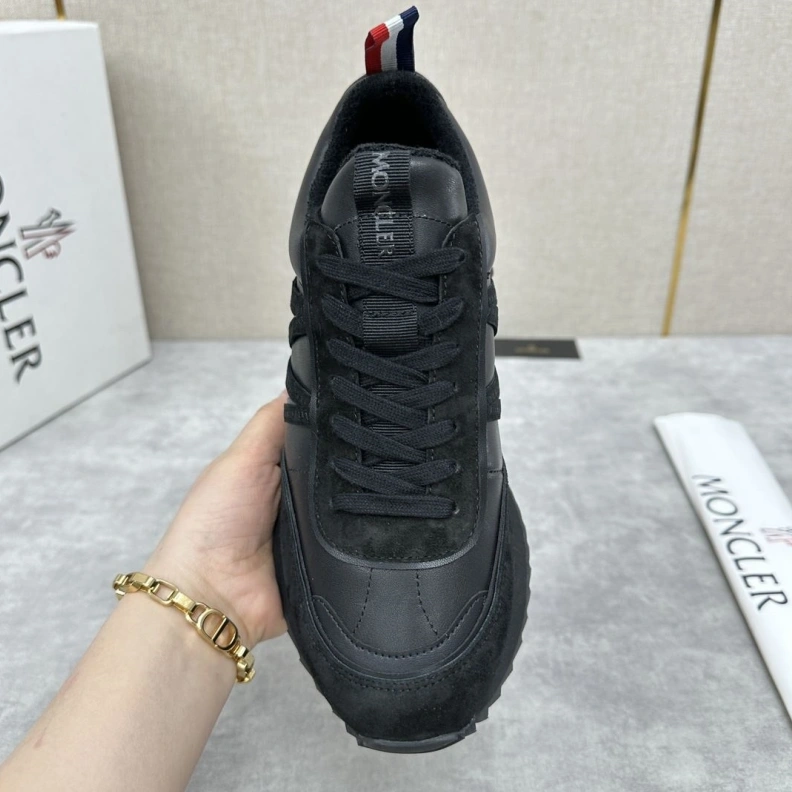 ModernLook Mxnxlo Blxhnxk Sneakers 192941
