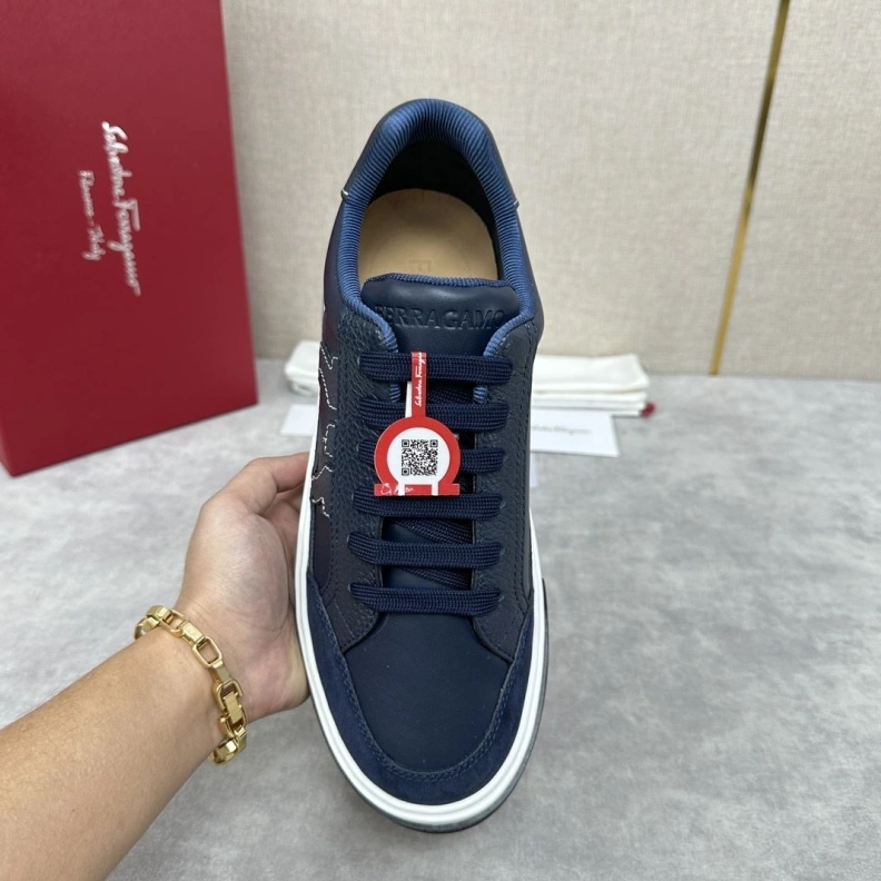 Practical Mxnxlo Blxhnxk Sneakers 192927