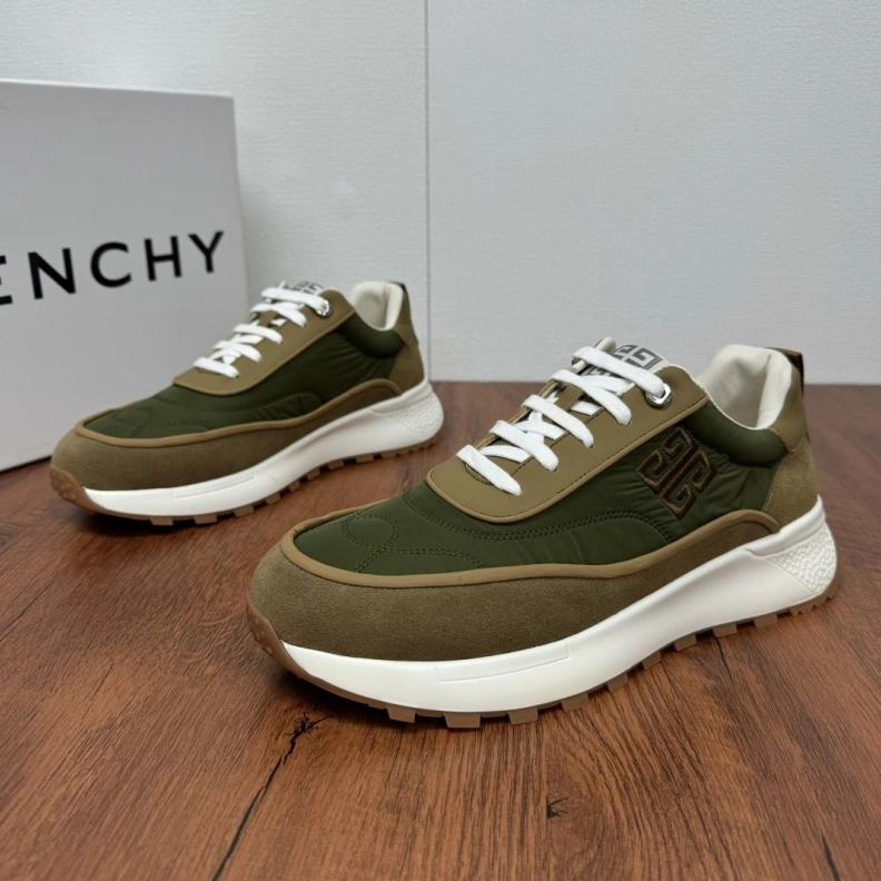 Gxvxnchy Sneakers Affordable 151989
