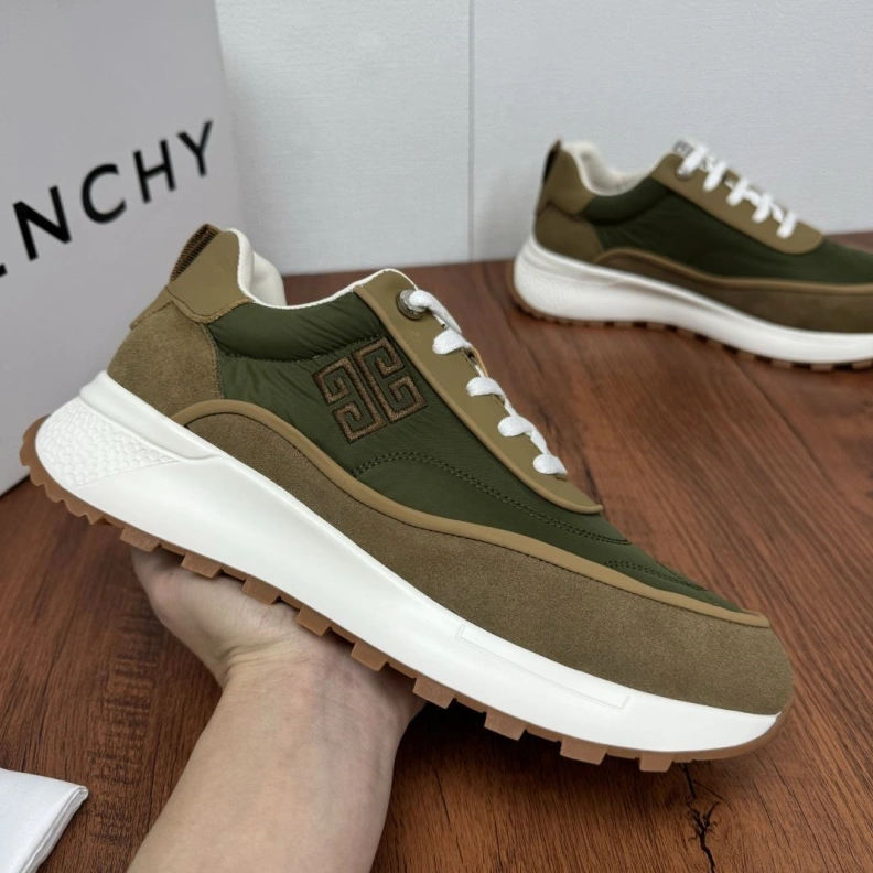 Gxvxnchy Sneakers Affordable 151989