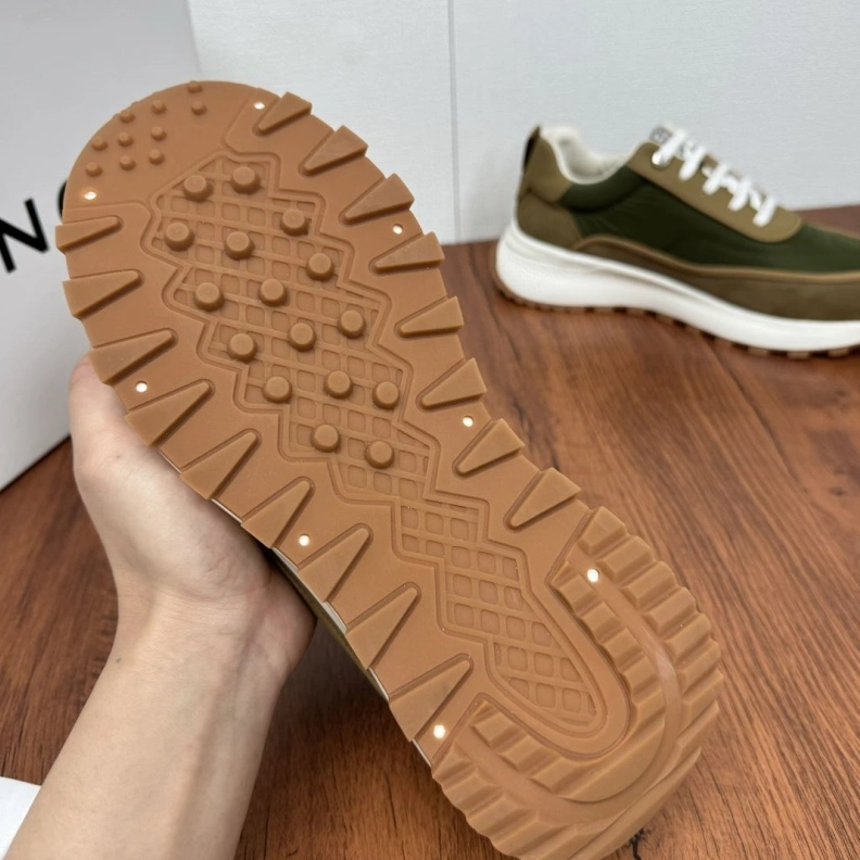 Gxvxnchy Sneakers Affordable 151989