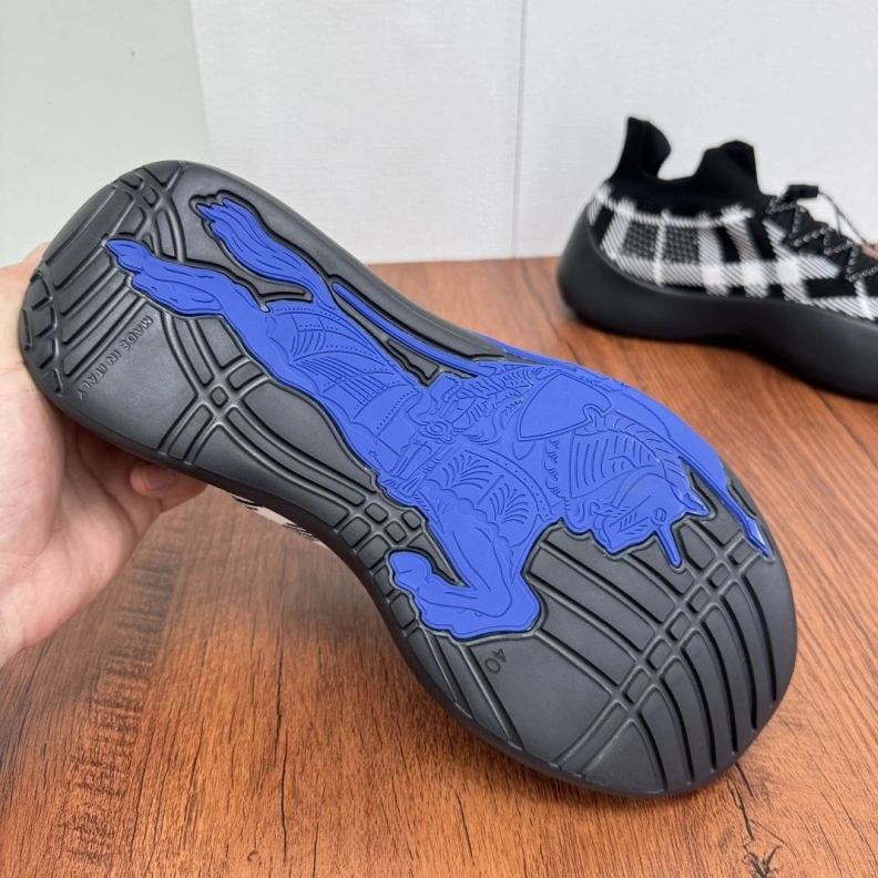 Refined Bxrbxrry Sneakers 114483