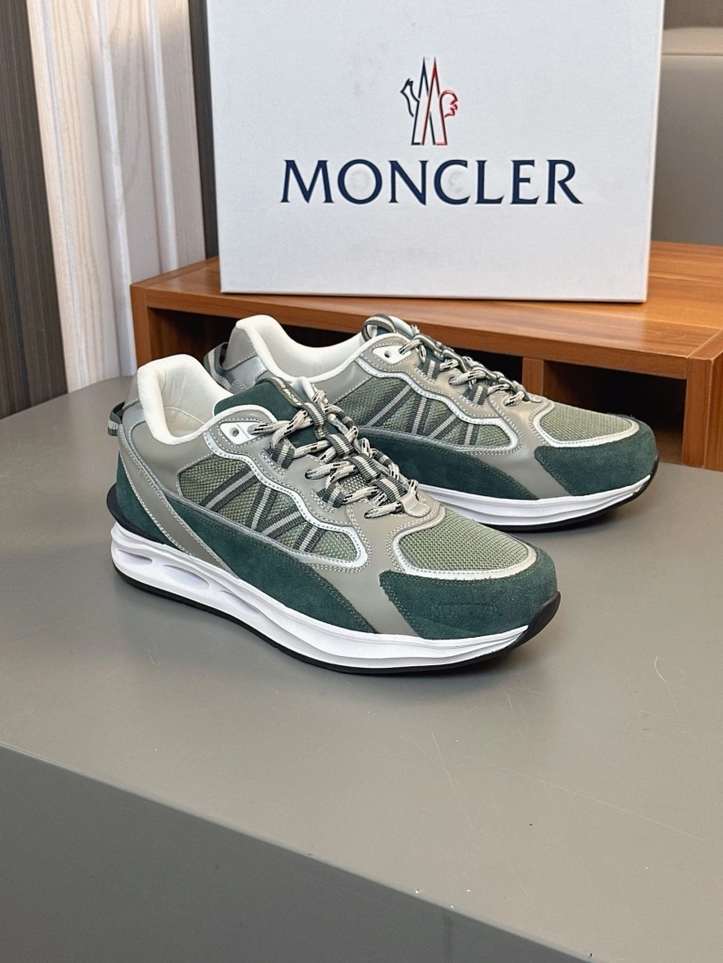 Trendsetting Mxnclxr Sneakers 197228