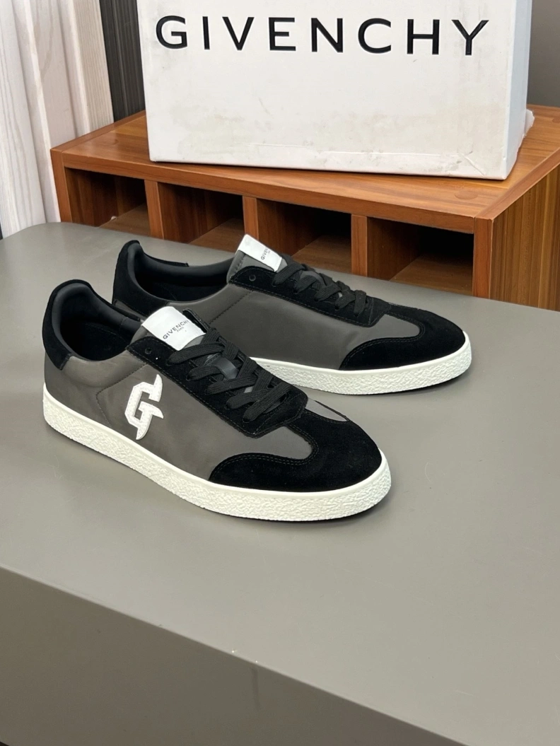 Gxvxnchy Sneakers Soft 151974