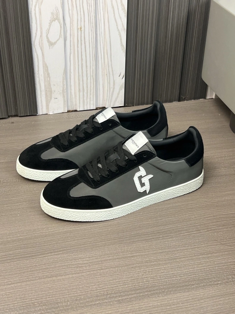 Gxvxnchy Sneakers Soft 151974