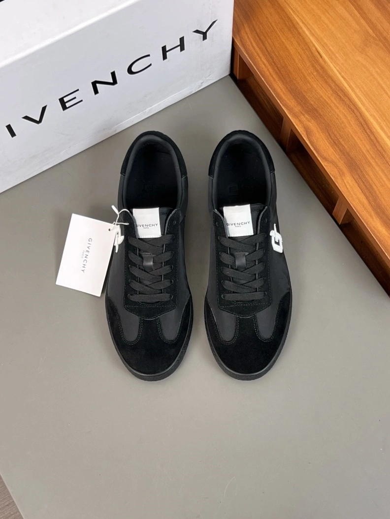 Gxvxnchy Sneakers Flexible 151993