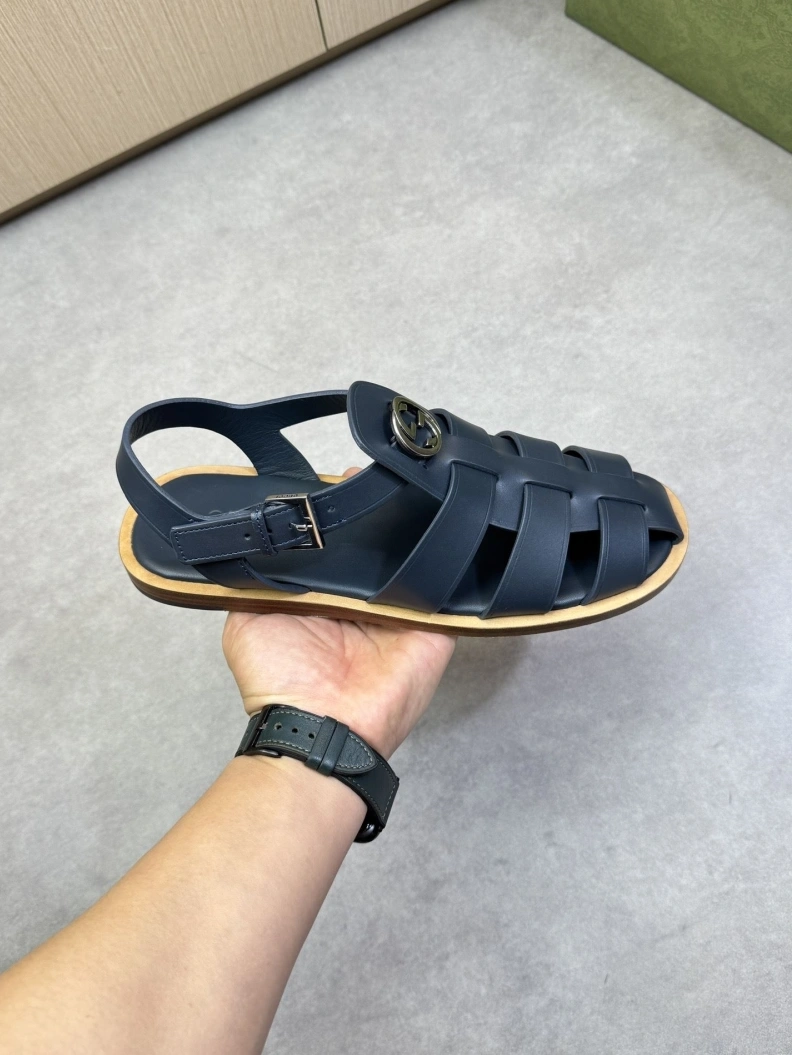 Reliable Gxccx Sandals 155322