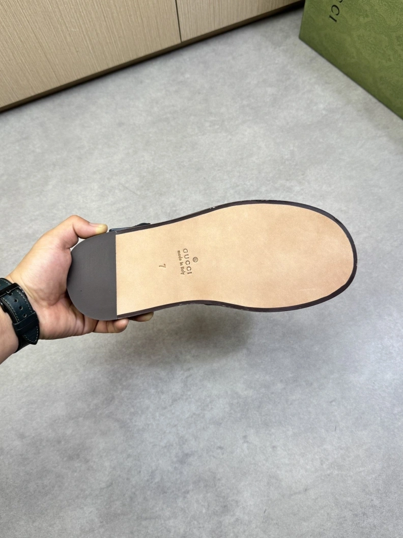 Reliable Gxccx Sandals 155322