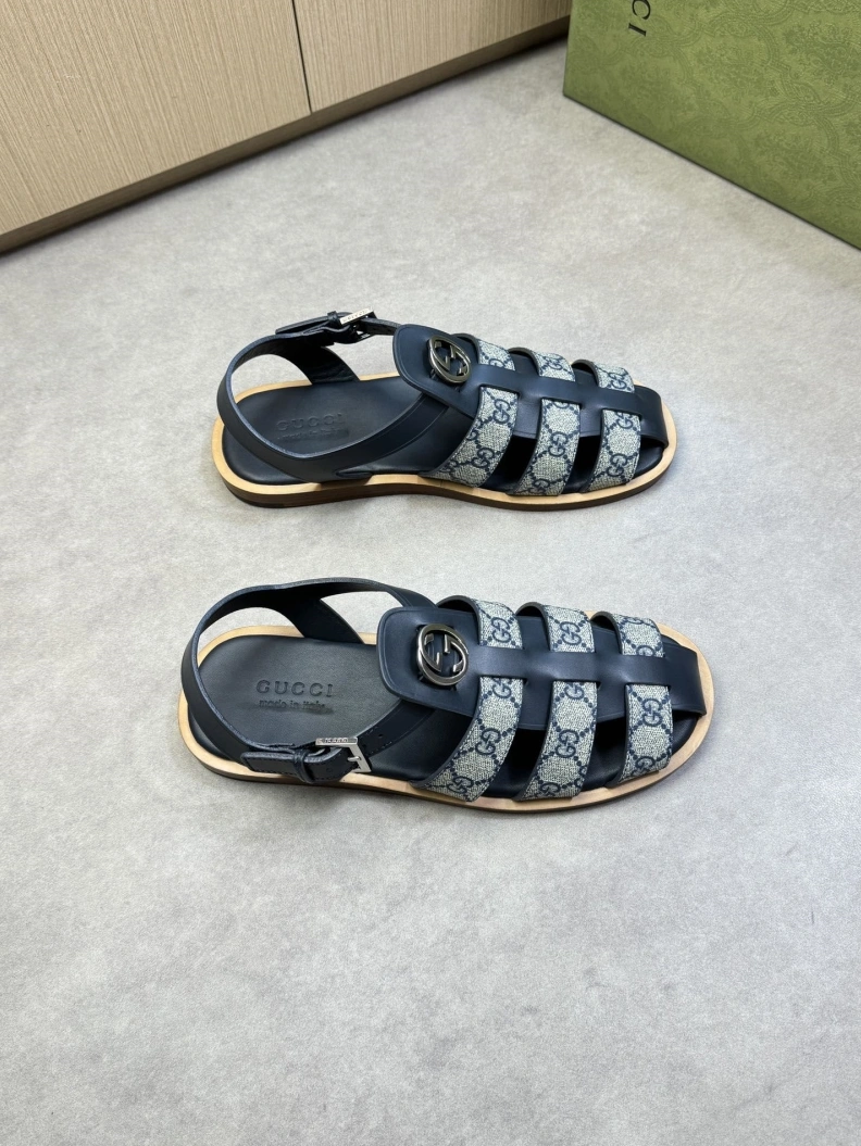 Gxccx Sandals Sleek 155314