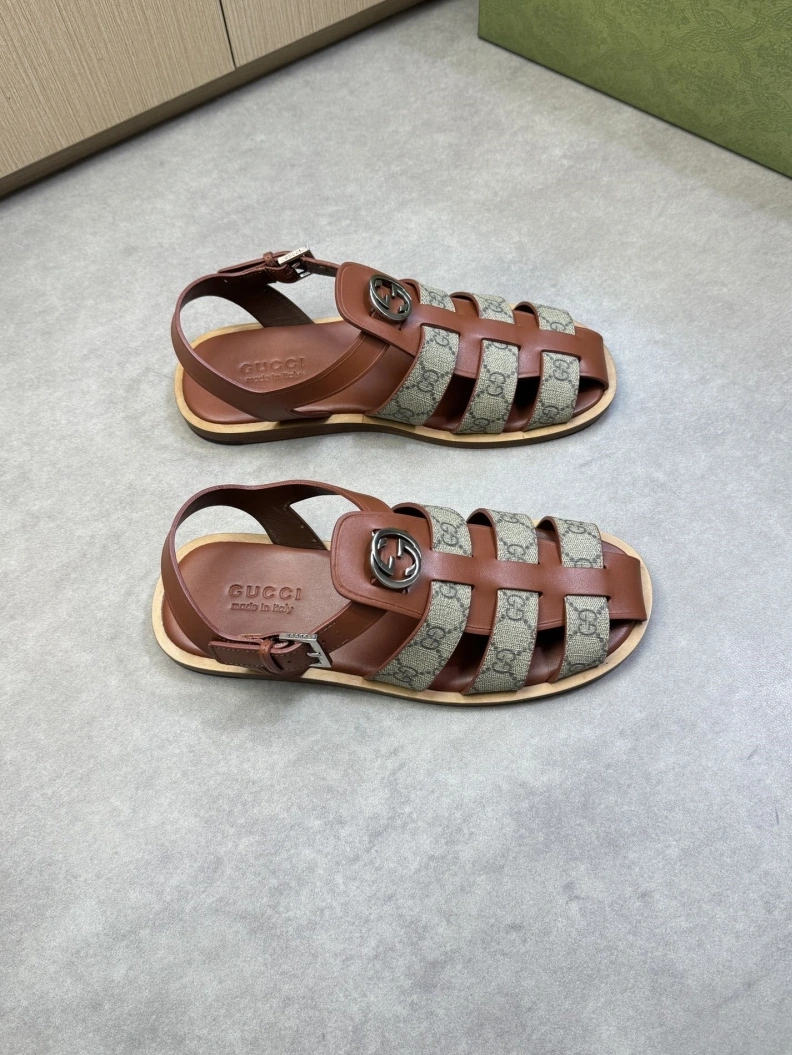 Reliable Gxccx Sandals 155313