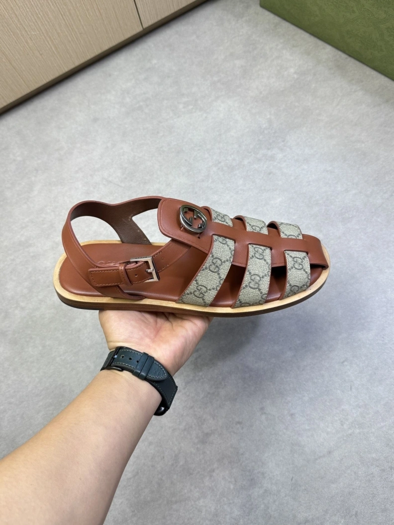 Reliable Gxccx Sandals 155313