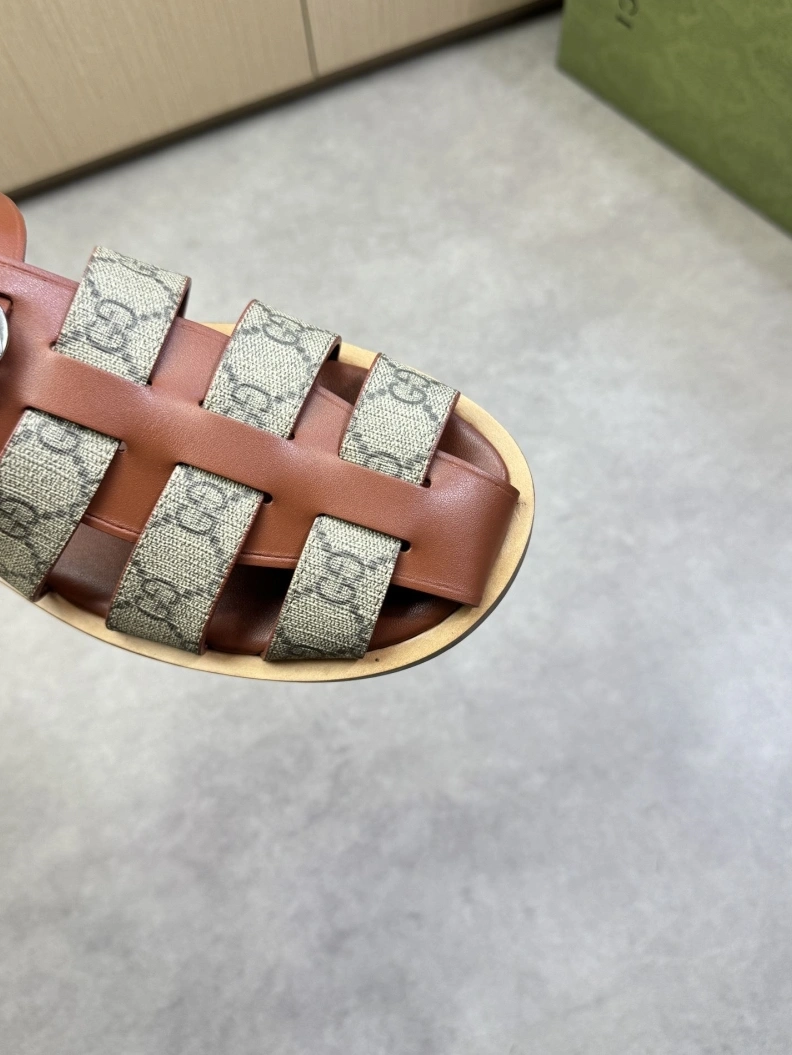 Reliable Gxccx Sandals 155313