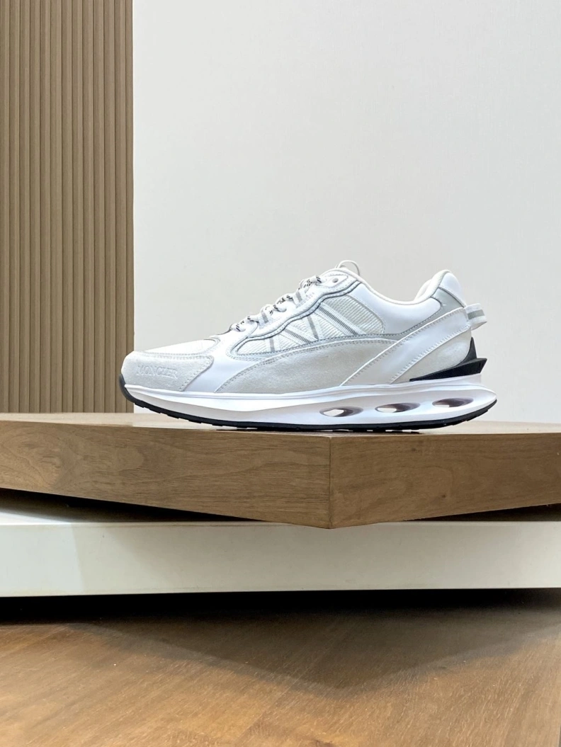 EyeCatching Mxnclxr Sneakers 197243