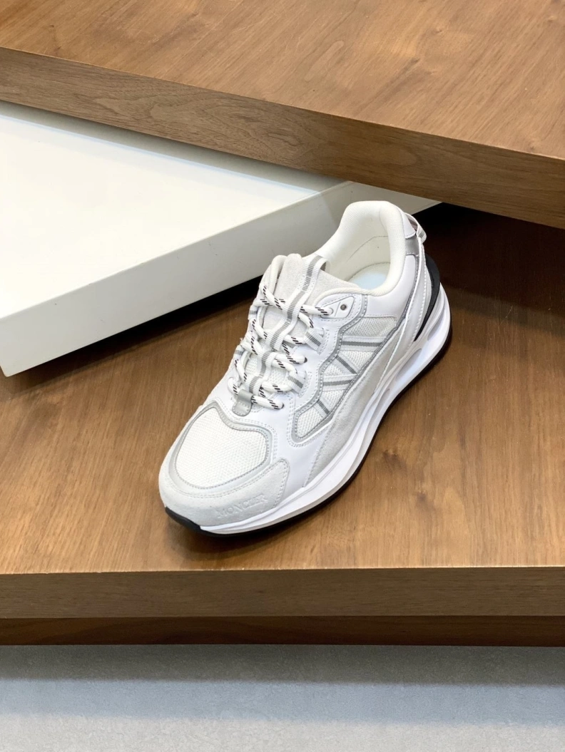 EyeCatching Mxnclxr Sneakers 197243