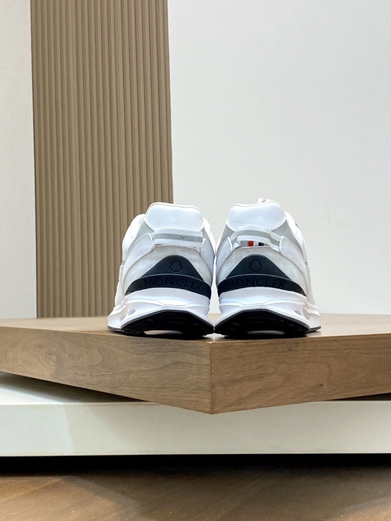 EyeCatching Mxnclxr Sneakers 197243