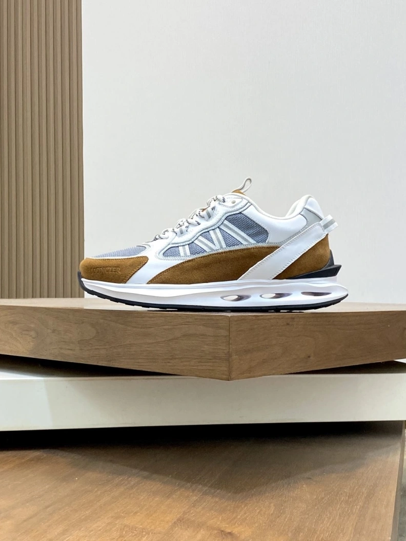 Soft Mxnclxr Sneakers 197217