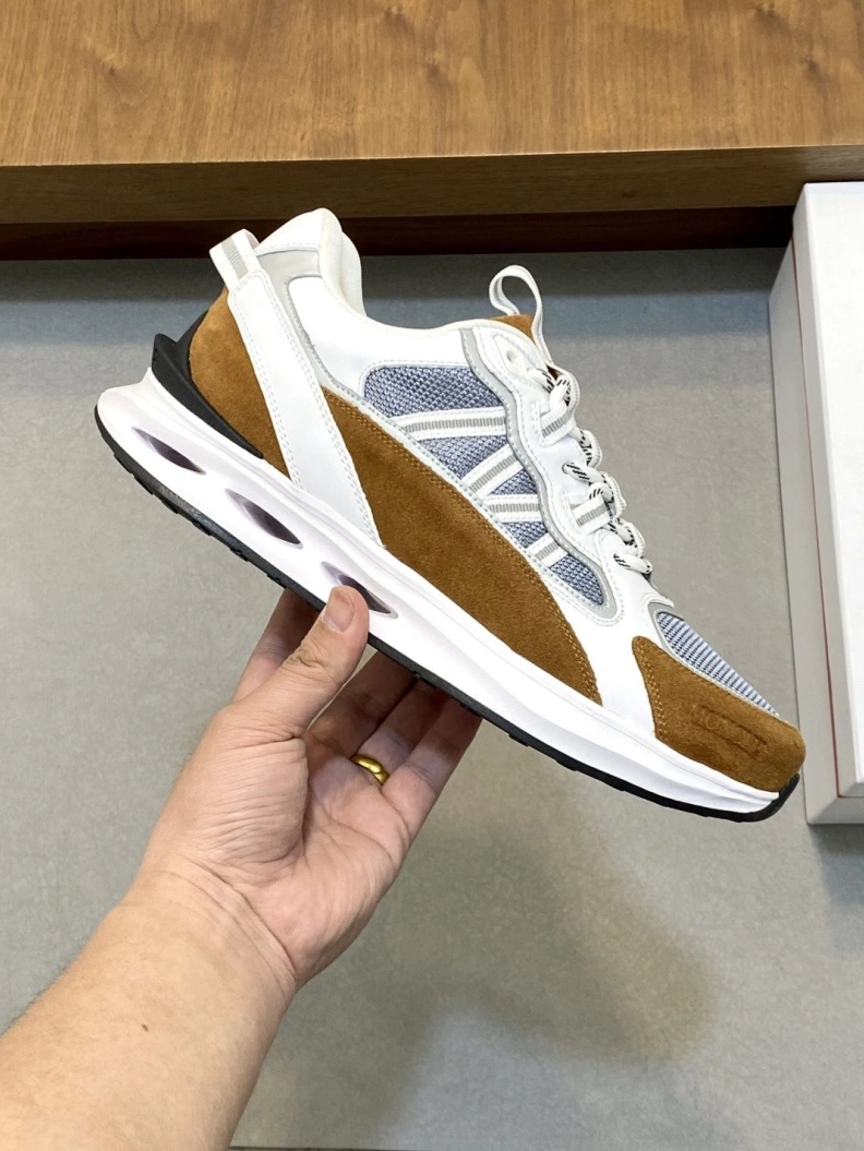 Soft Mxnclxr Sneakers 197217