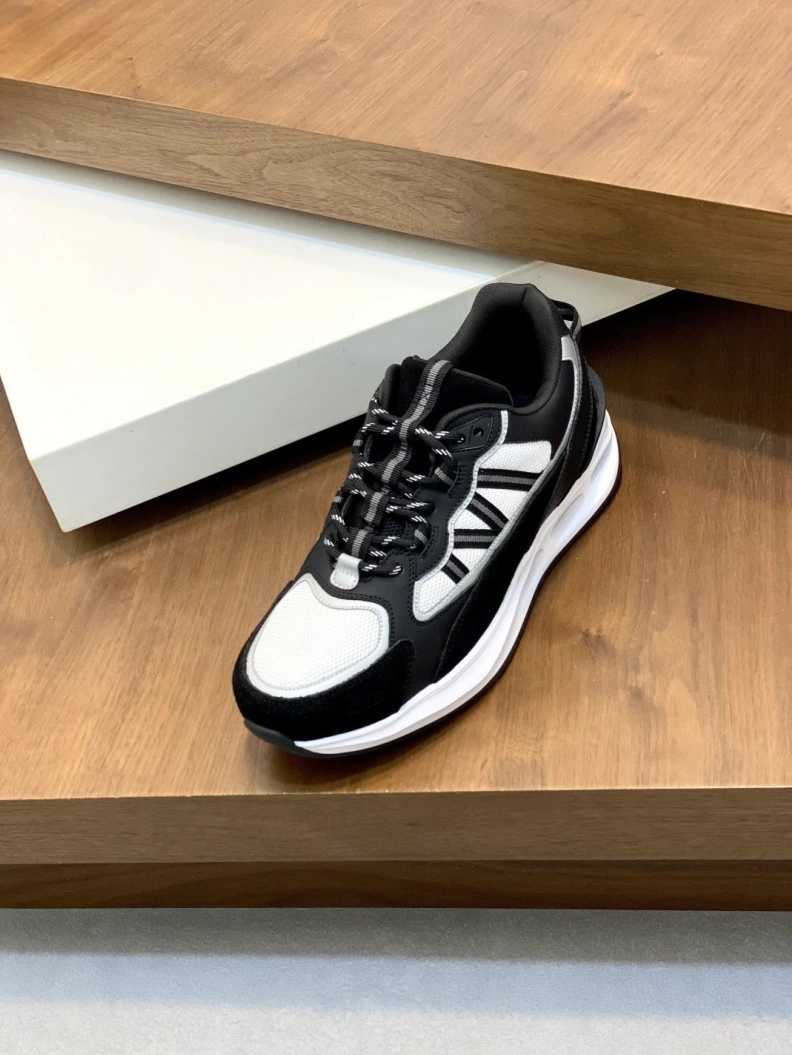 EyeCatching Mxnclxr Sneakers 197227