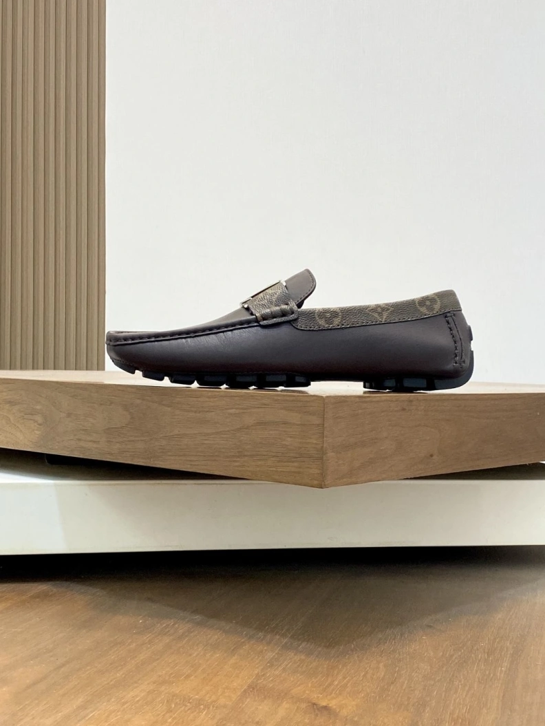 AllSeason Othxr Leather Shoes 210032
