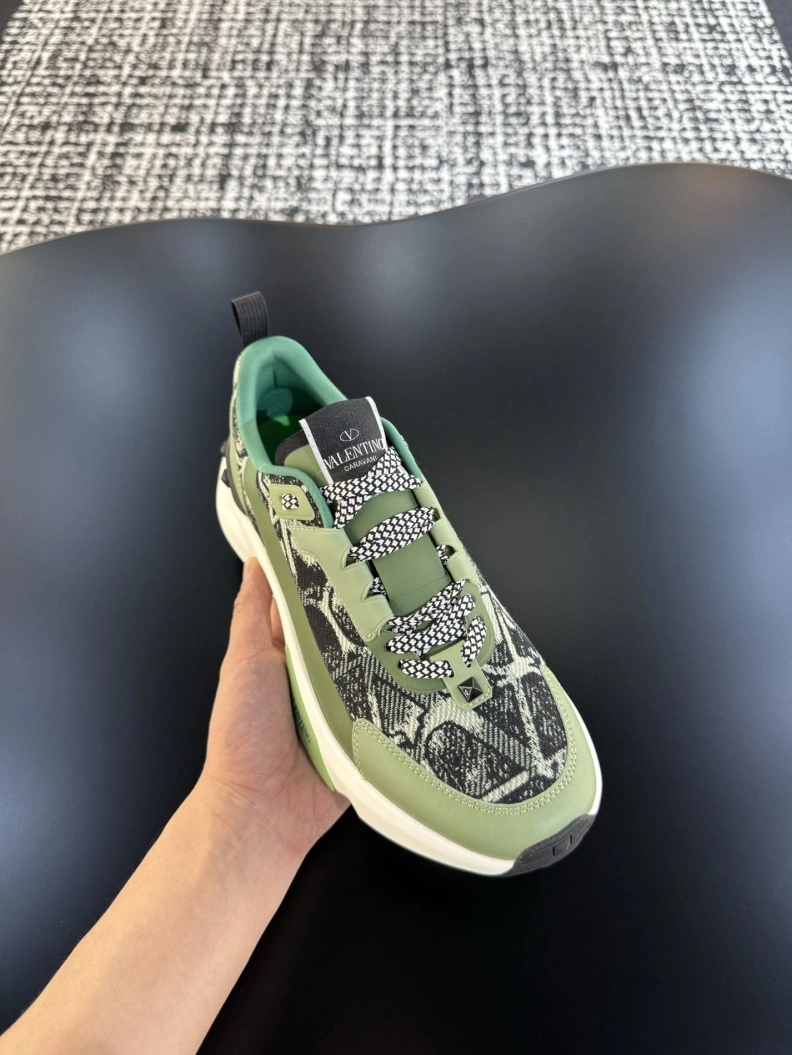Gxvxnchy Sneakers GoAnywhere 151976