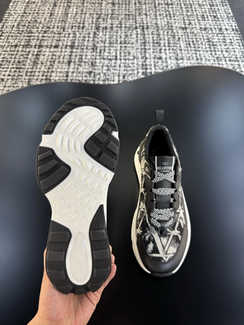 Gxvxnchy Sneakers Fashionable 151991