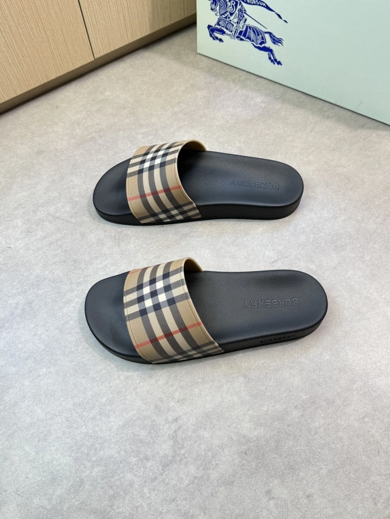 Bxrbxrry Slippers Bold 114504