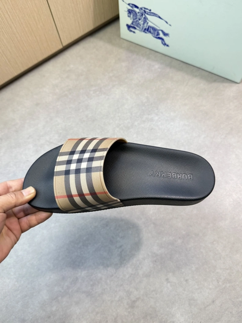 Bxrbxrry Slippers Bold 114504