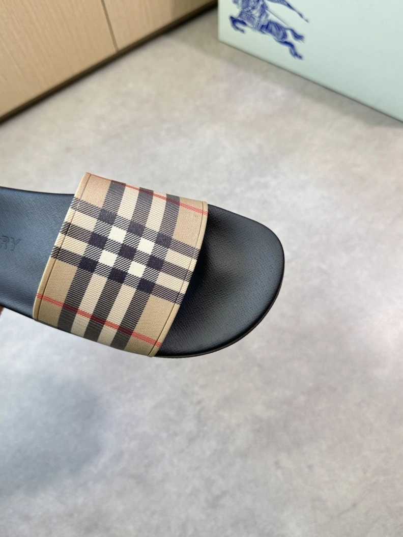 Bxrbxrry Slippers Bold 114504