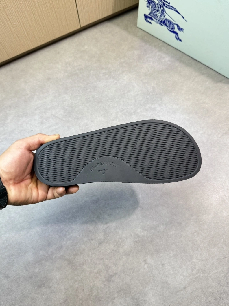 Bxrbxrry Slippers Bold 114504
